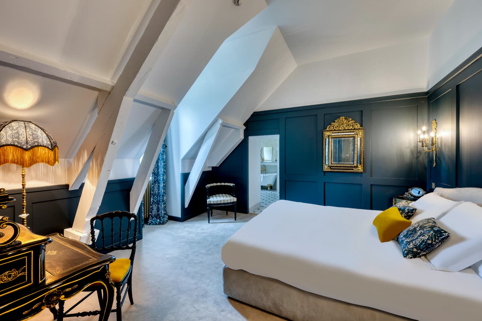 Room photo